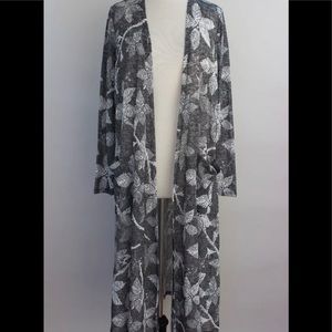 Lularoe Black and White Floral Sarah BNWT